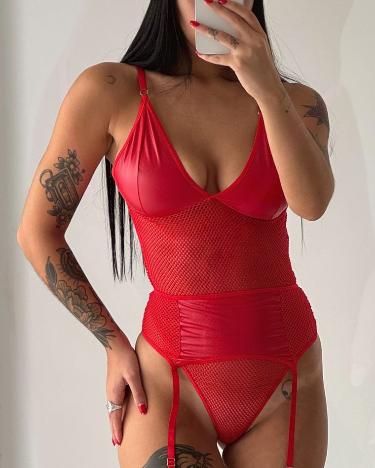 Body Escarlata — Red roja · body + portaligas